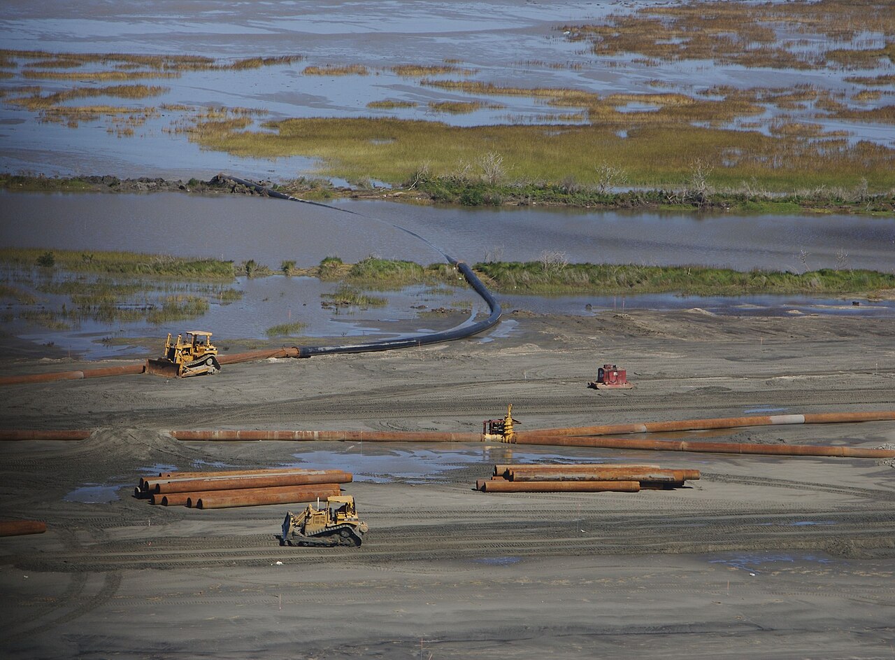 Coastal Wetlands Restoration After Katrina (20661627496) — Sanctuaires marins : vos mains dans l'eau comptent